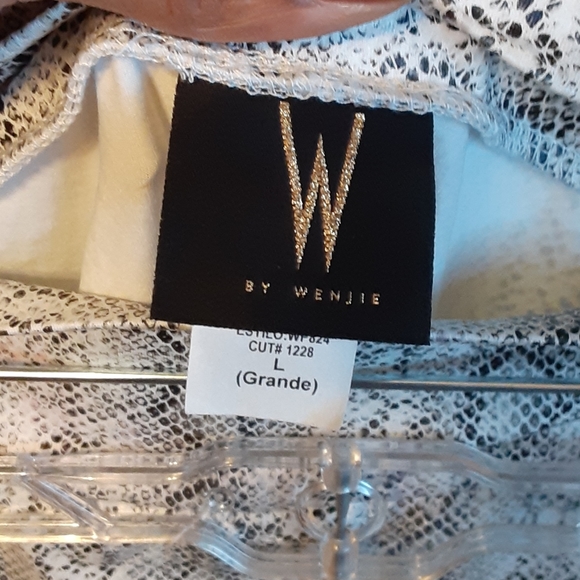 Pleather Python Tights - Picture 7 of 8